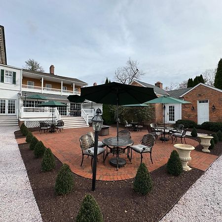 Antrim 1844 Hotel Taneytown Екстериор снимка