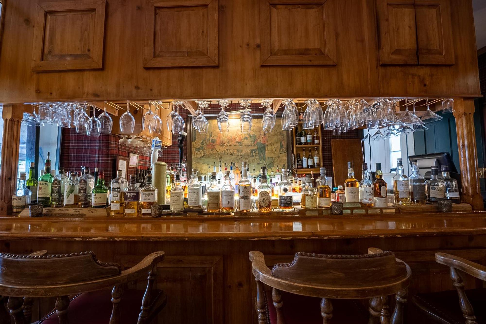 Antrim 1844 Hotel Taneytown Екстериор снимка