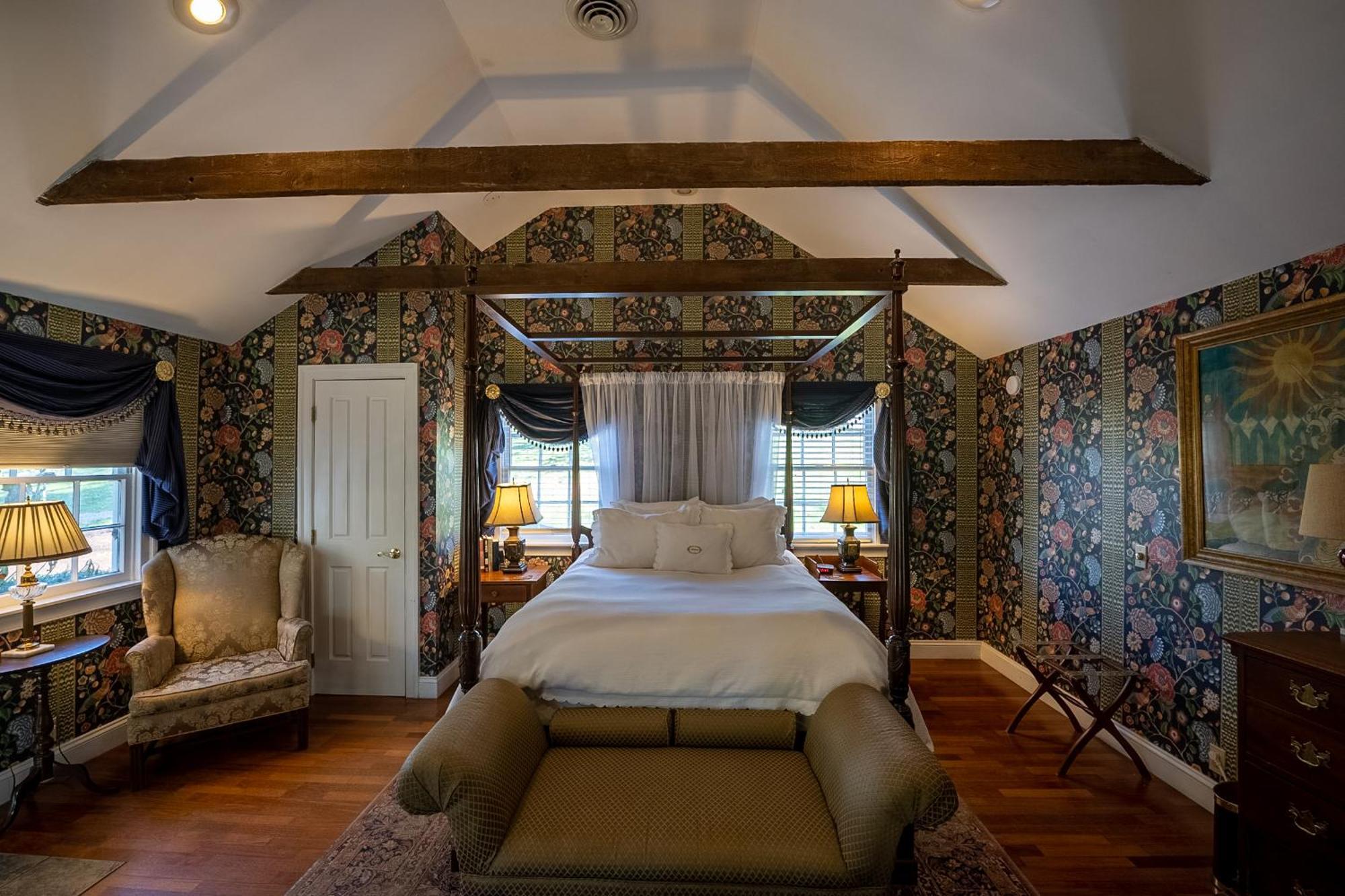 Antrim 1844 Hotel Taneytown Екстериор снимка