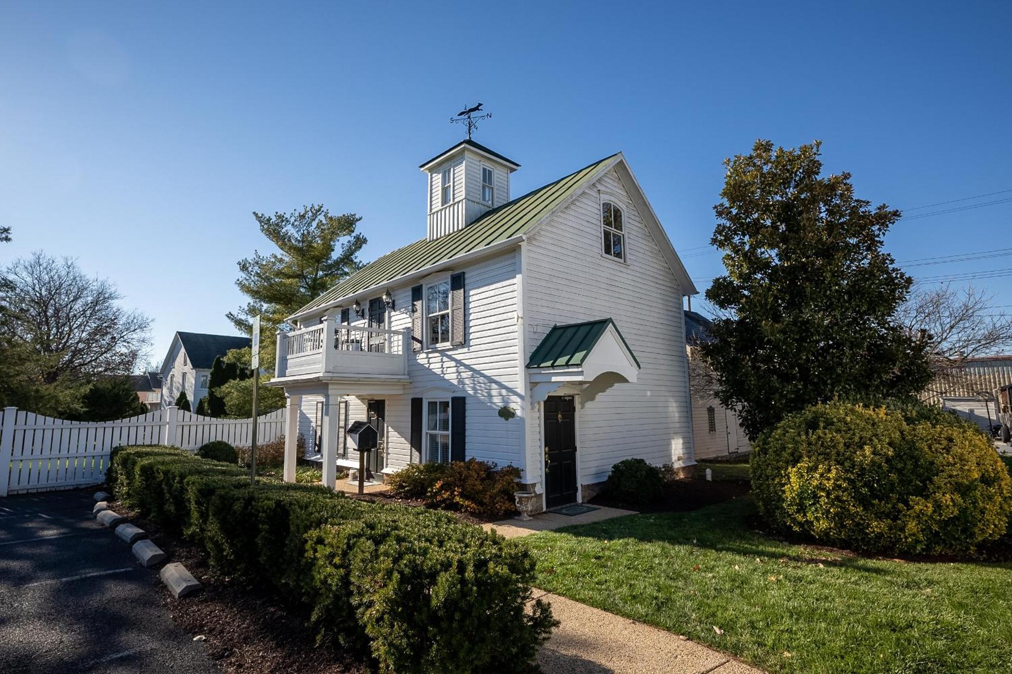 Antrim 1844 Hotel Taneytown Екстериор снимка
