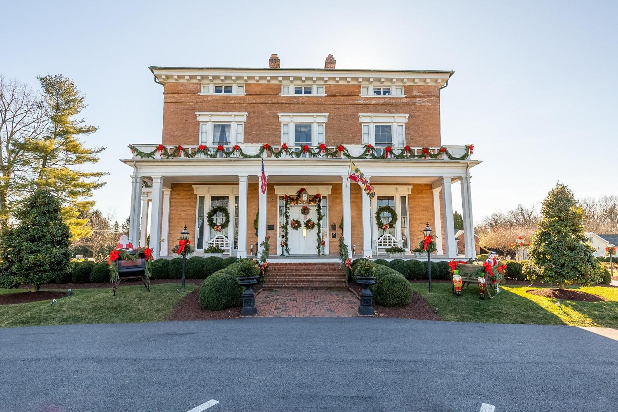 Antrim 1844 Hotel Taneytown Екстериор снимка